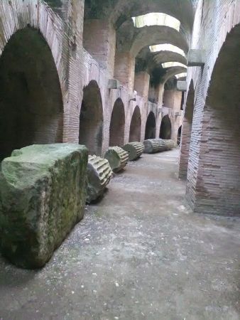 anfiteatro flavio a pozzuoli   sotteranei